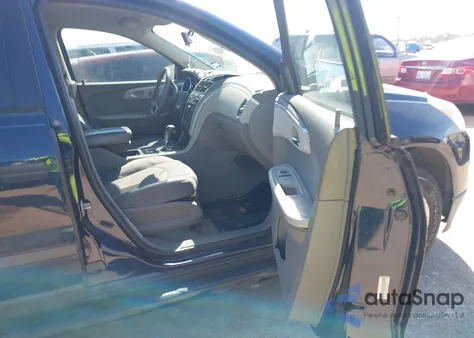 2012 Chevrolet Traverse Ls z USA, uszkodzony, nr VIN 1GNKRFED9CJ206369